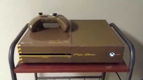 OFFICIAL PIP-BOX!! Super Rare Custom themed Fall Out 4 Xbox One I was given by Bethesda