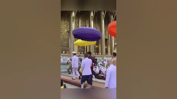 蘇提達王後一家獨大，帝後合體為國祈福，德國後宮團徹底銷聲匿跡 - 天天要聞