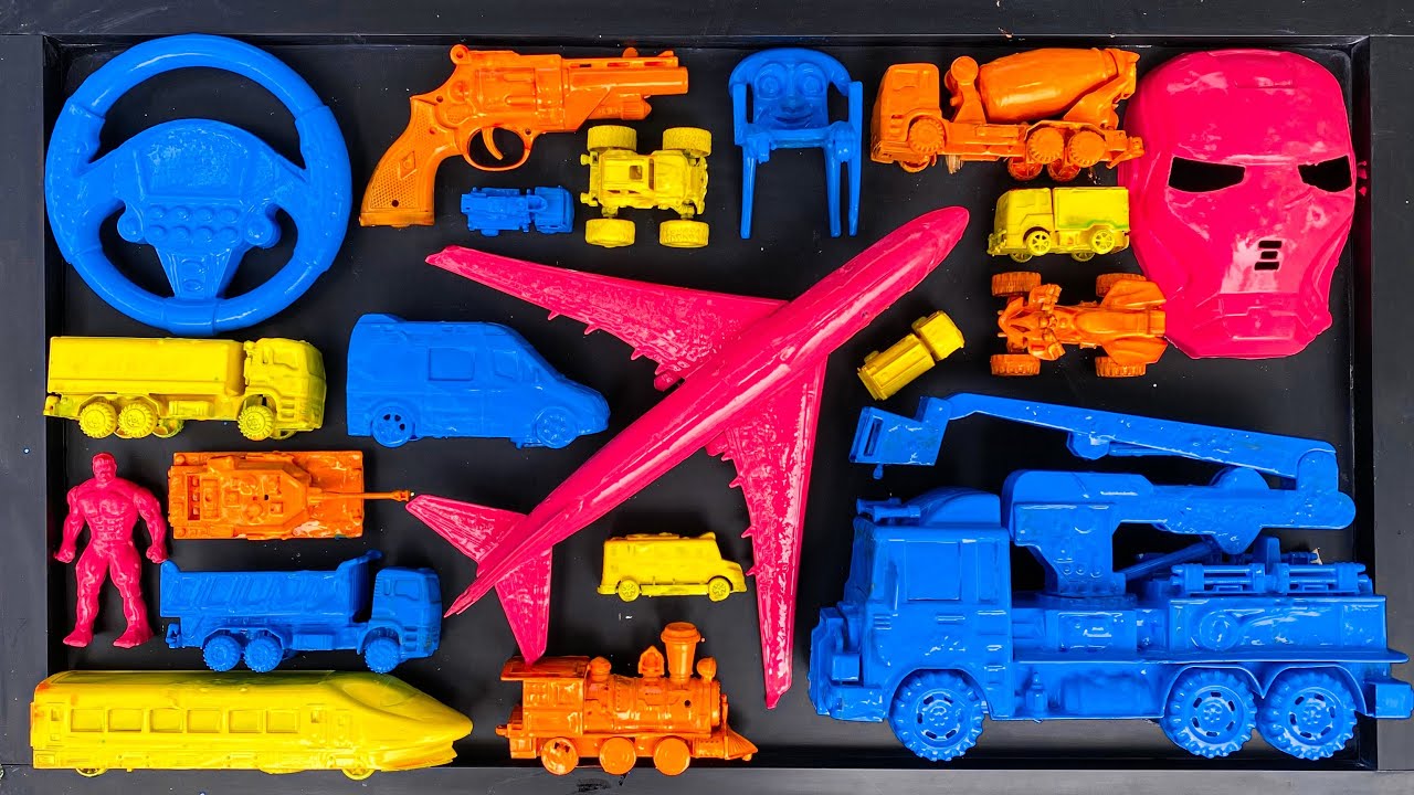 Membersihkan mobil mobilan, pesawat, mobil damkar, avanger, mobil balap, kereta, anomali, truk molen