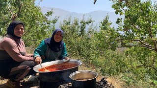 حياة الريف في لبنان ❤️طريقة دبس الفليفلة على نار  الحطب مع أكلة جدي وجدكم(مفركة الكوسا)?