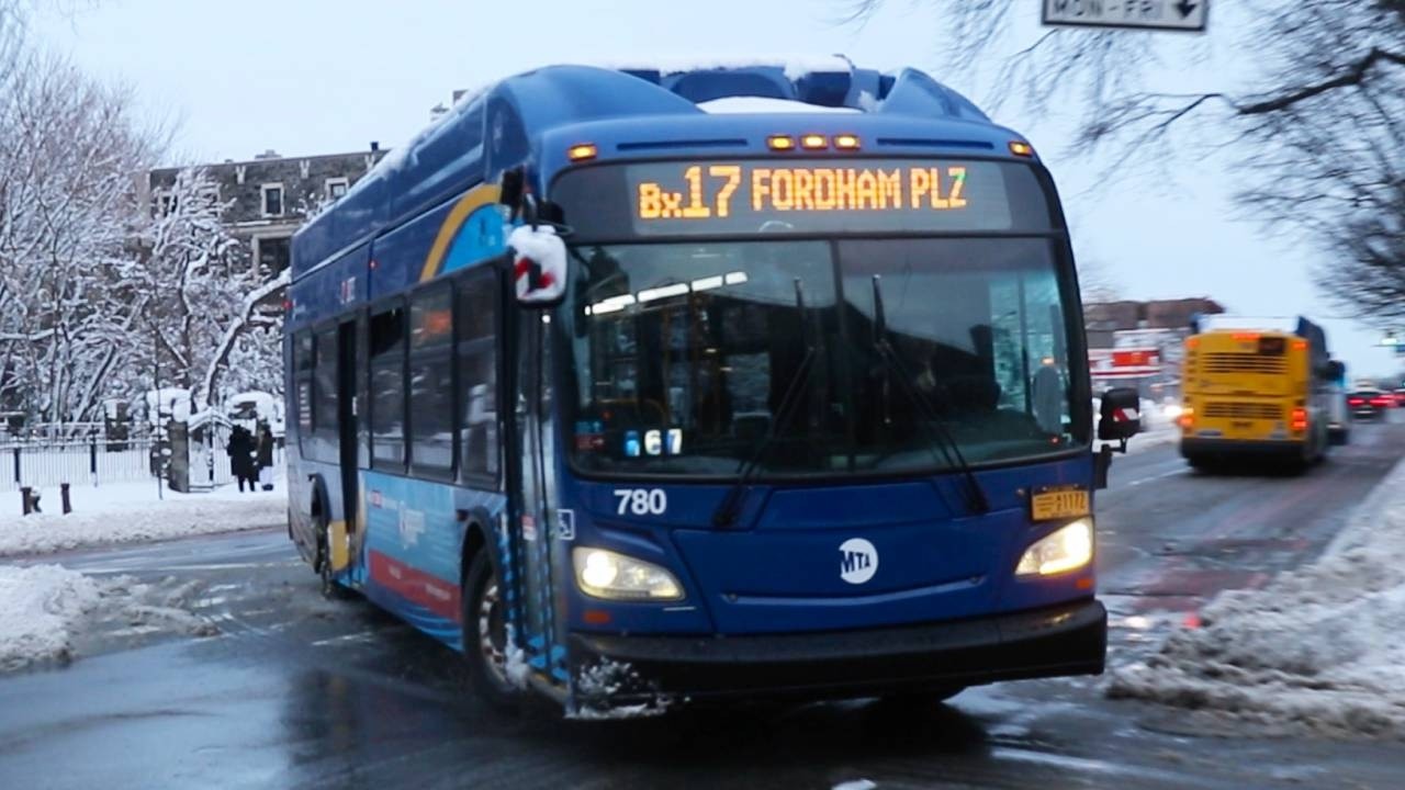 NYCT Bus: 2017 New Flyer XN40s #759 & #780 on the Bx17 at Fordham
