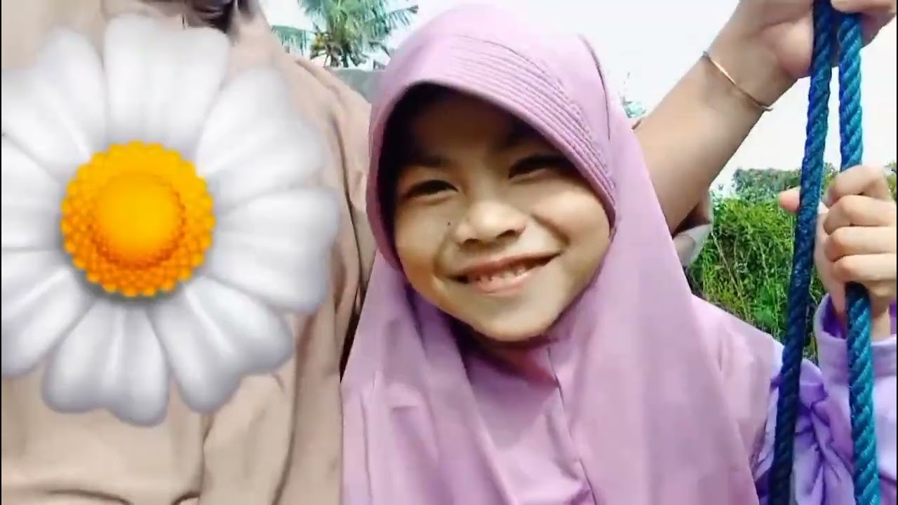 Main ayunan sama mamah🥰