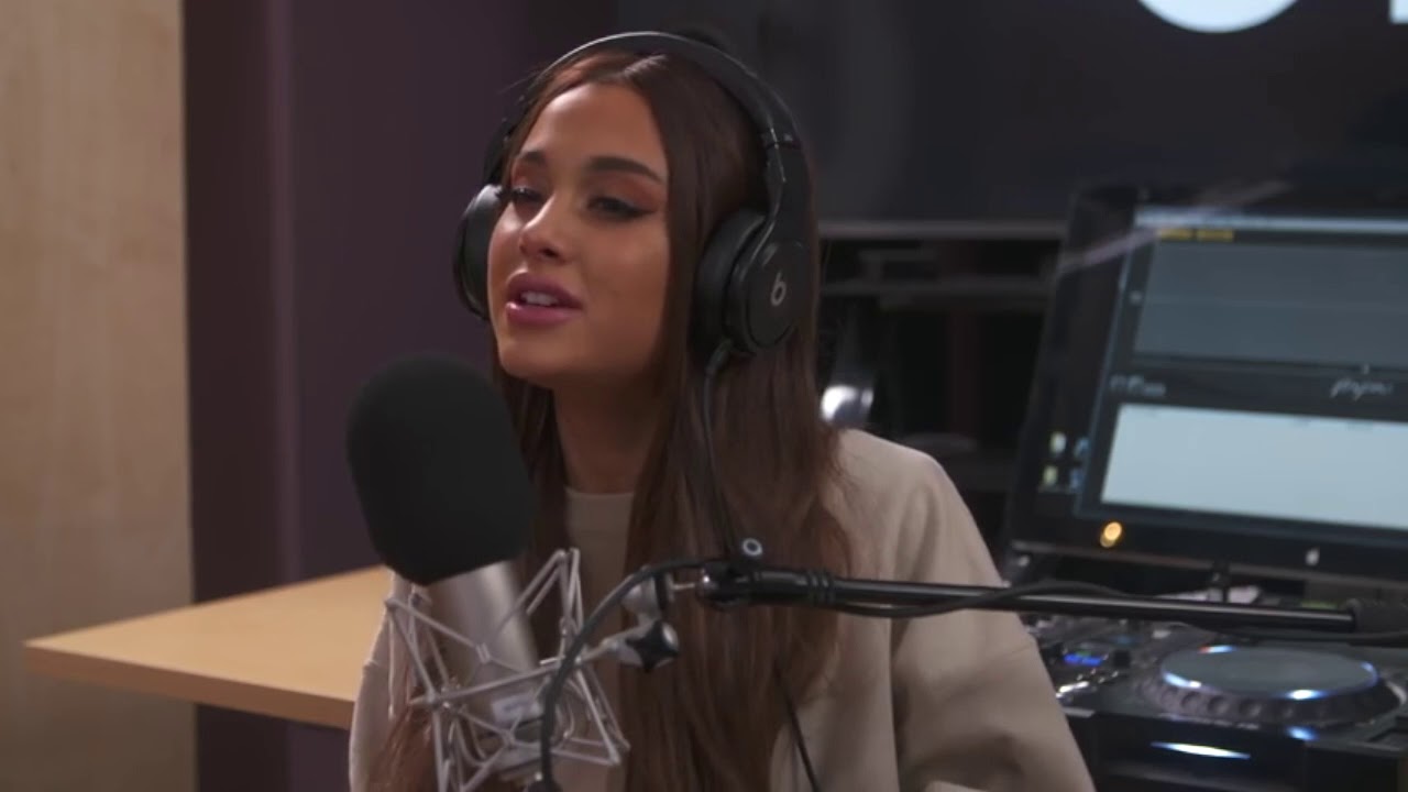 How the Pronunciation of Ariana Grande's Name Changed - YouTube