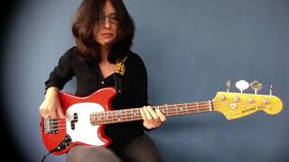 I AM THE BLUES - bassline