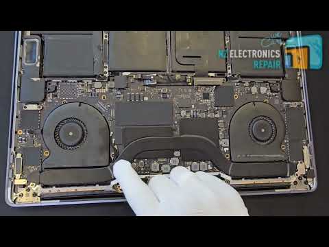 MacBook Logic Board