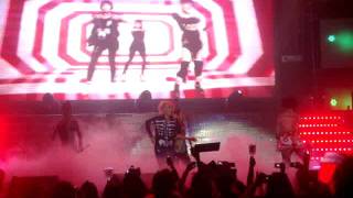 2NE1: FIRE ~The Party @ Araneta Coliseum 06042011..^_^!