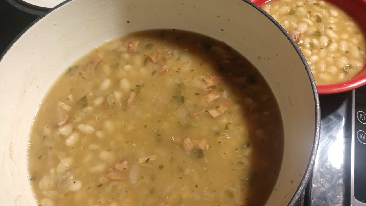 Making Dutch Oven White beans and bacon with the Hillside Gardener - YouTube