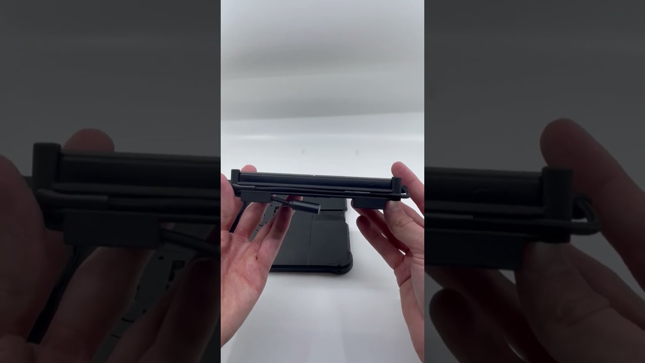 HPI Holding Solution for OtterBox 10,000 mAh Battery Pack on uniVERSE Case