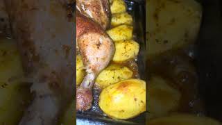 Курица с картошкой на духовой сковороде 🍗