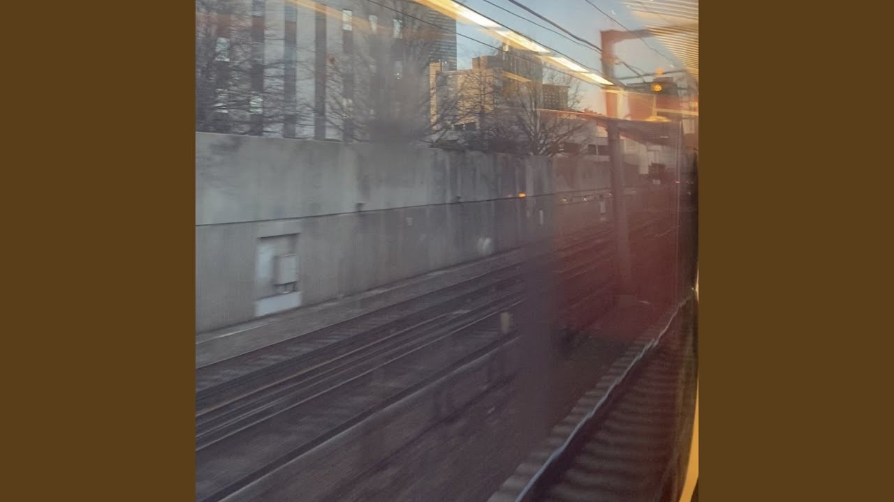 Mira Icarus (Renewed) en YouTube Mira Icarus (Renewed) en YouTube