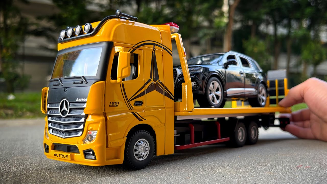 Mercedes Benz Tow Truck Diecast Model | Diecast Show - YouTube