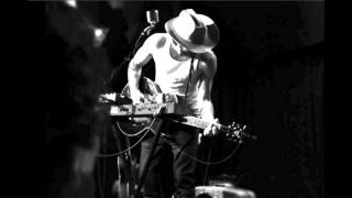 Vignette de la vidéo "Shakey Graves - Nobody's Fool"