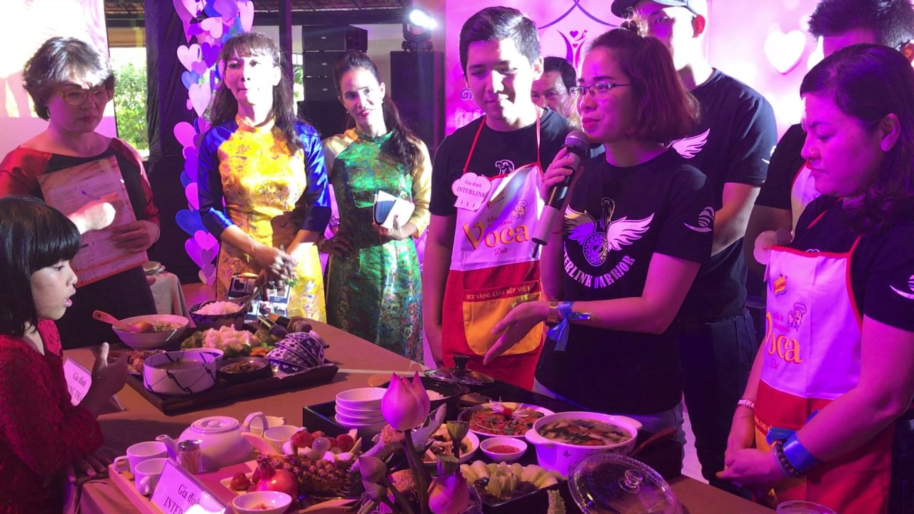Thuyết trình Món ăn với chủ đề Gia đình