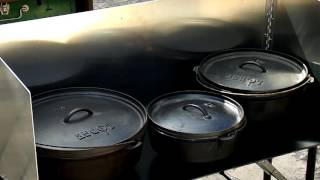 Dutch Oven Cooking Table: Texas Style Cuisine