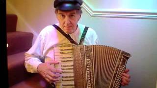 Portsmouth, English folk dance tune on Crucianelli accordion