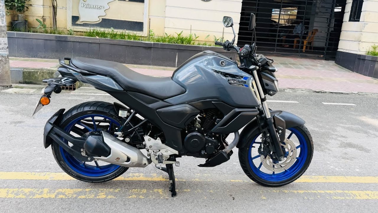 Yamaha FZS V3 2024 Gray