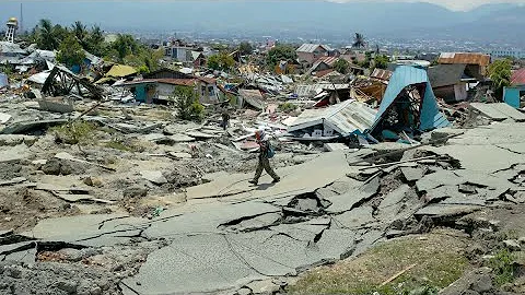 Building collapse, Java island shaking! Massive 6.5 earthquake strikes Indonesia