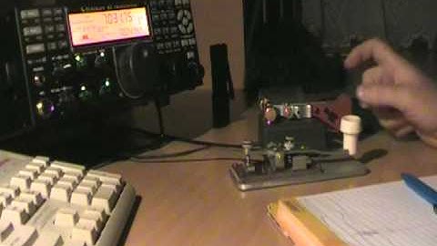 Morse CW  straight key and paddle key