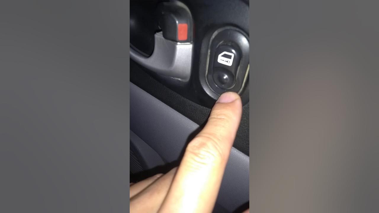 2002-2007 Saturn Vue Door Lock Actuator Switch Troubleshooting - YouTube