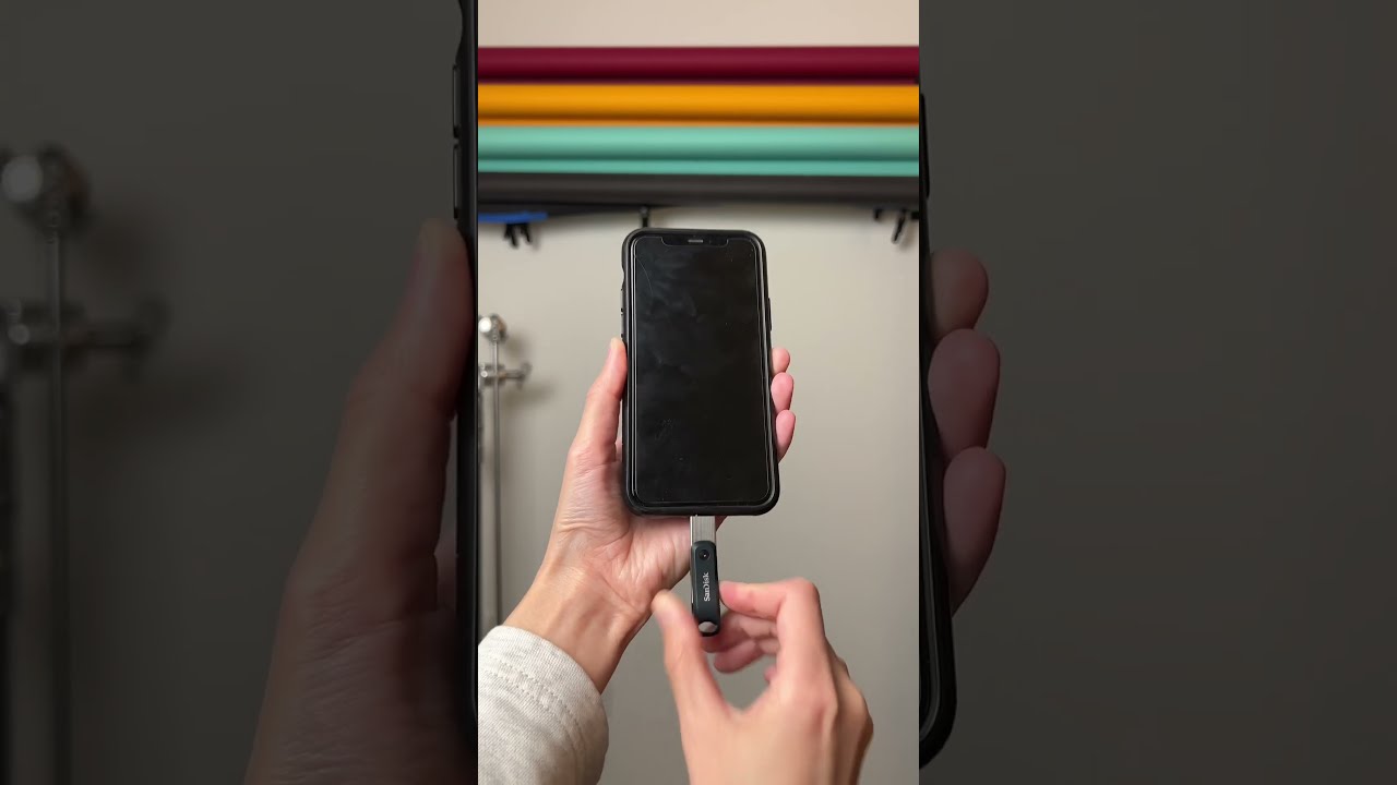 Backup Transfer IPhone Photos With SanDisk IXpand Flash Drive