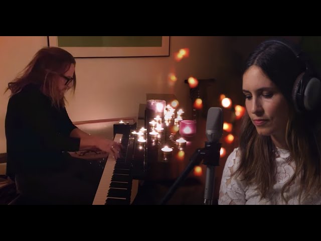 Missy Higgins and Tim Minchin - 'Carry You' (Music From The Home Front performance)