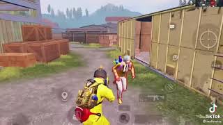 Meli̇s Rei̇s Ve Sevgi̇li̇si̇ Bak Bi̇ Anox Vs Atiyor