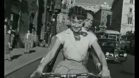 Che modello è la Vespa di Vacanze romane?