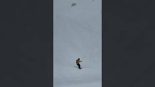 Как вам трюк?#сноуборд#сноубординг #snowboard #краснаяполяна #шерегеш
