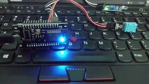 Arduino temperature and humidity shows on web server.