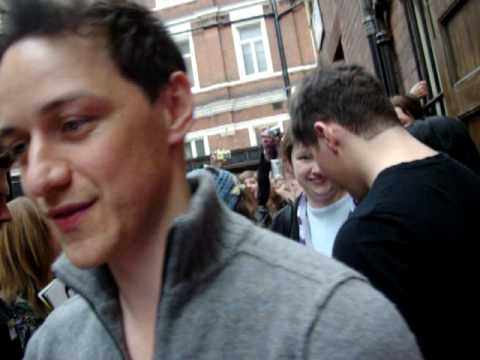 james mcavoy on stage james mcavoy at the stage door 11 04 09 youtube james mcavoy on stage james mcavoy at the stage door 11 04 09 youtube