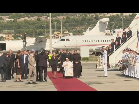 البابا فرنسيس يصل إلى مرسيليا في زيارة مخصصة لتحدّي الهجرة