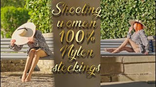 Une Femme Française En Bas Nylon Jarretelles Transparent