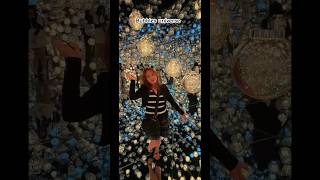 The lights in the bubble universe room pulse and move