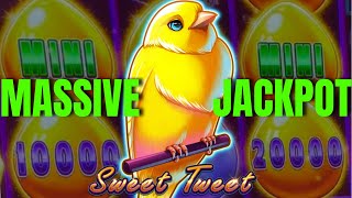 🐥MASSIVE JACKPOTS on LOCK 🔒 IT LINK SWEET TWEET Slot Machine High Limit Slot Play screenshot 2