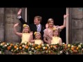 Balkonscene  compleet - Beatrix, Willem-Alexander, Maxima, prinsesjes