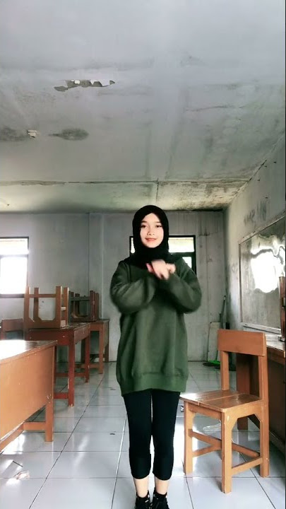 Cewe hijab gunung gede #shorts #viral #tiktok #tiktokviral2021 #asupanpemersatubangsa