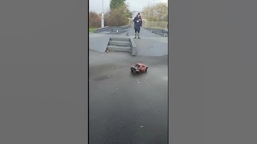 #CRASH. One-handed, Powerslides..  #arrma #mojave ￼