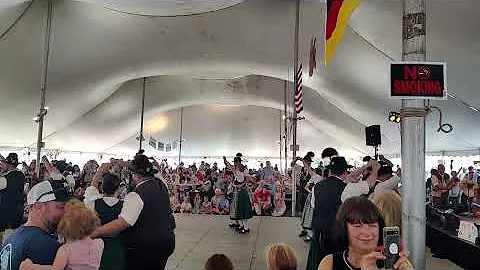 Traditional Schuplatter Dance Canstatter VV 2025