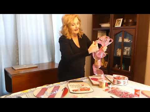 How to Make an Easy Bow to Decorate Budget Door Hangers! My Finds at