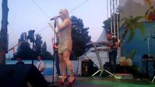 Video thumbnail of "Goca Tržan - Stoperka [LIVE Naxi Plaža 2013]"