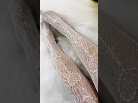 Billie Eilish BREAKS the Internet with the prettiest Pearl Heart Fishnet Tights !!