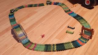 A simple Dinosaur Track Toy Circle with 2 Jeeps.