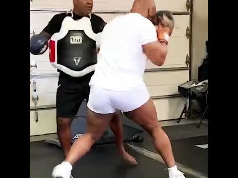Mike Tyson's new training footage... - YouTube