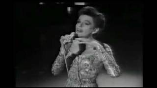 Judy Garland - The Nearness Of You (live) chords