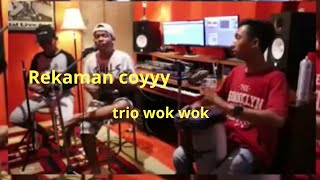 Download lagu Pengamen Jalanan Masuk Rekaman Mp3 Video Mp4