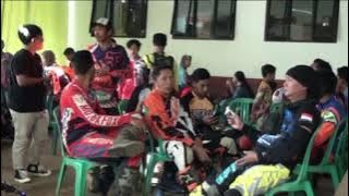 Lagu HELLO HELLO Voc Al Artis