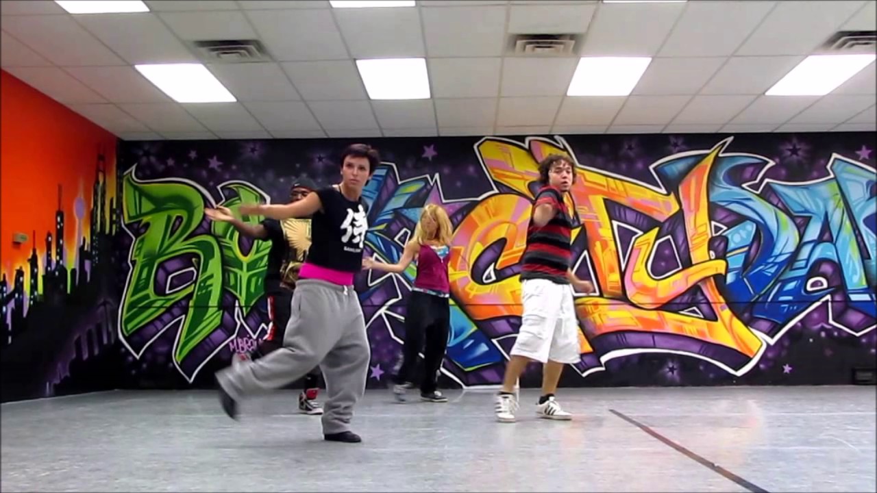 хип хоп. танцевальные хип хоп группы. хип хоп на сцене. современные танцы. современные танцы.