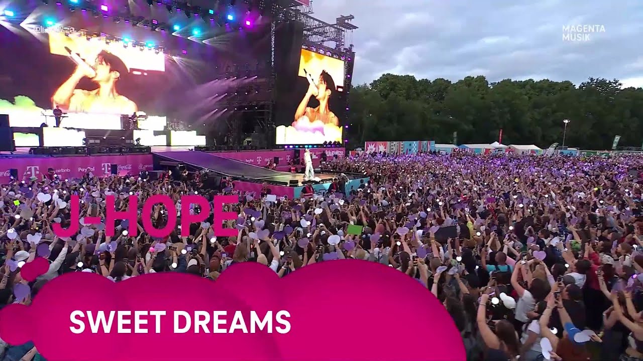 j-hope 'Sweet Dreams (feat. Miguel)' @ Lollapalooza Berlin 2025