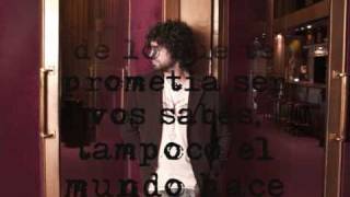 Video thumbnail of "IVÁN NOBLE - TAMPOCO EL MUNDO HACE LAS COSAS DEMASIADO BIEN"