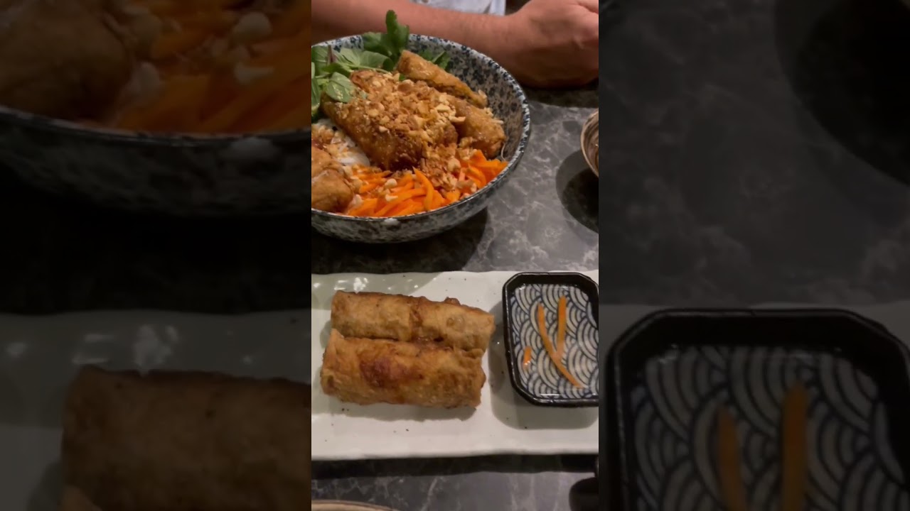 Vietnamese food in Frankfurt 🇩🇪 town. So delicious. 